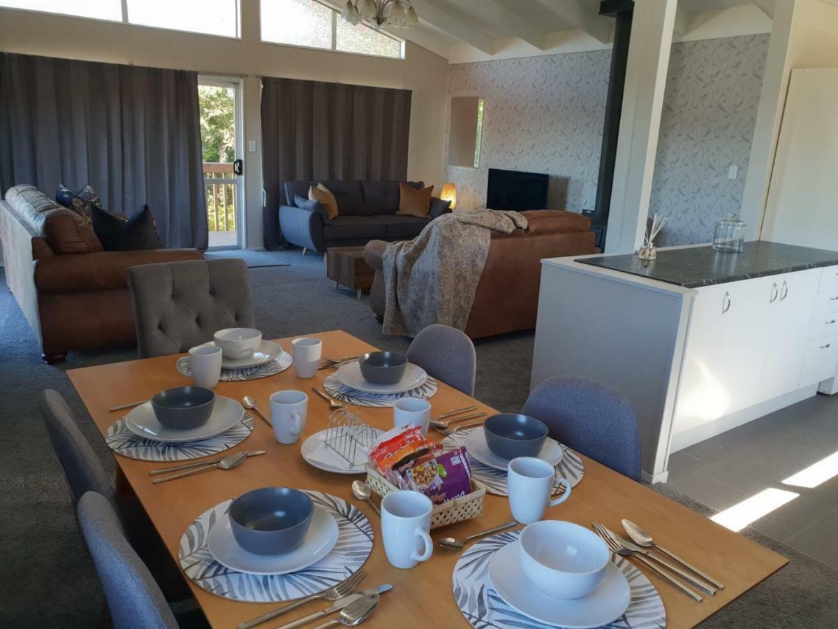 B, D & D Bed And Breakfast Taupo Exterior photo